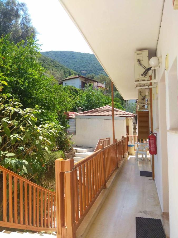 Kostas Studios II Vasilikí Buitenkant foto