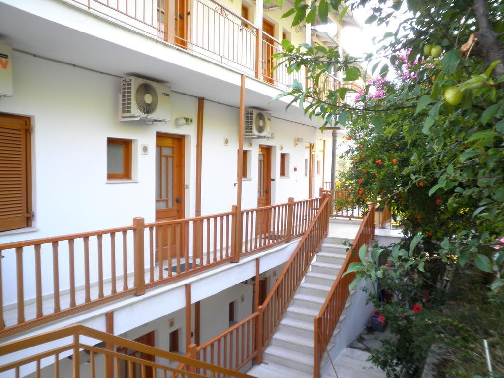Kostas Studios II Vasilikí Buitenkant foto